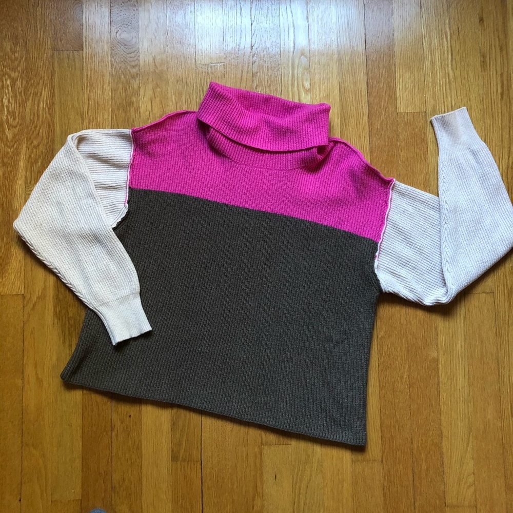 Cute block design knit sweater